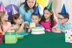 54 In. x 100 Ft. Cut To Size Table Roll | Dark Green