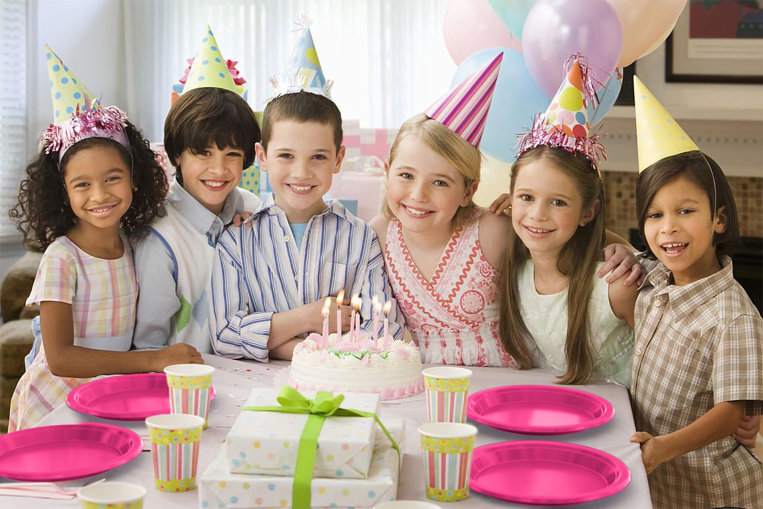 7 In. Cerise Plastic Plates | 50 Count