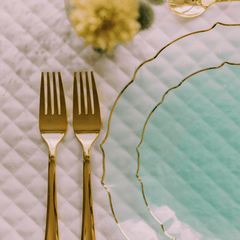 9 In. Mint/Gold Petal Plates | 20 Count