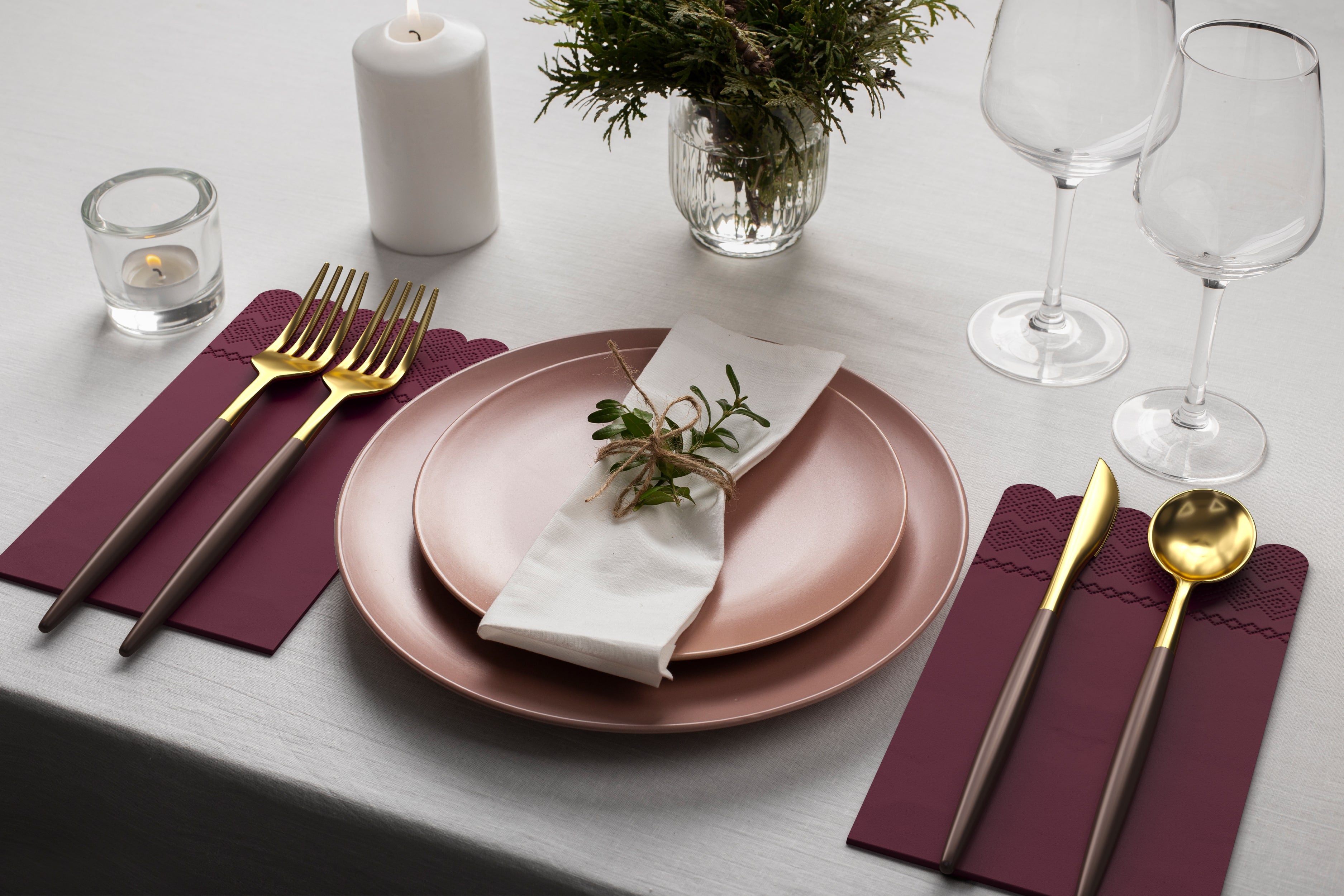 3 Ply Wine Berry Scalloped Napkins - 20 Ct.