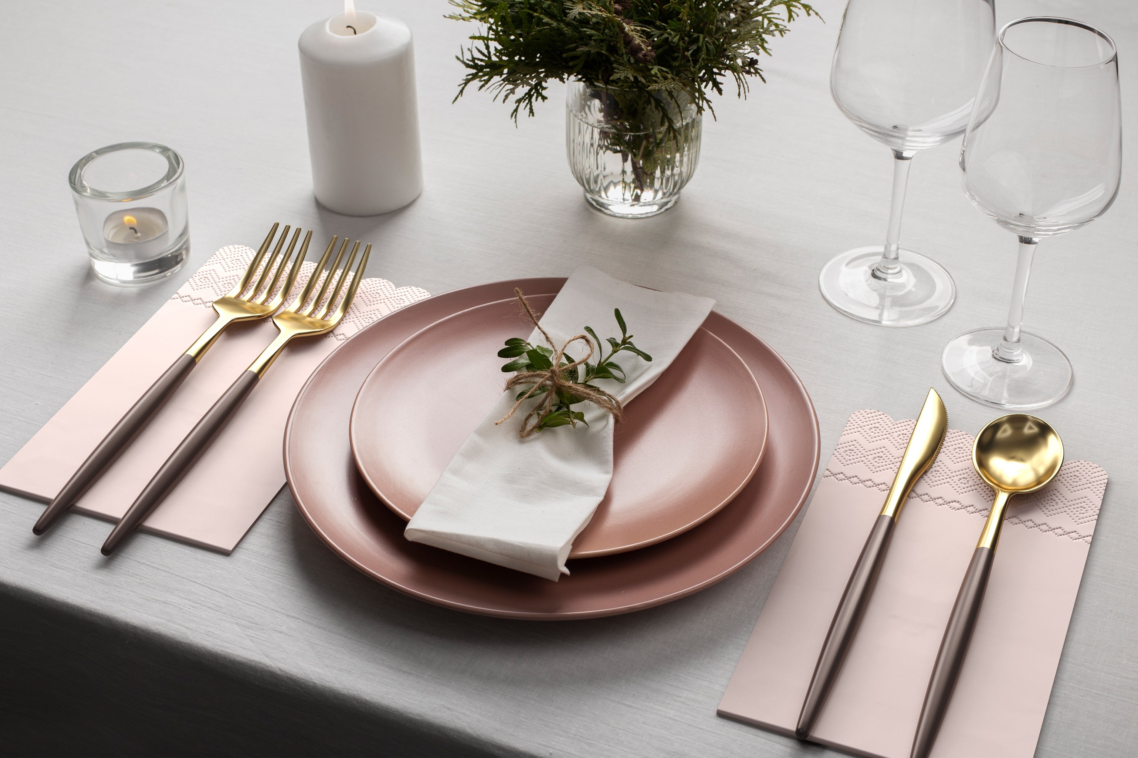 3 Ply Pink Peach Scalloped Napkins - 20 Ct.