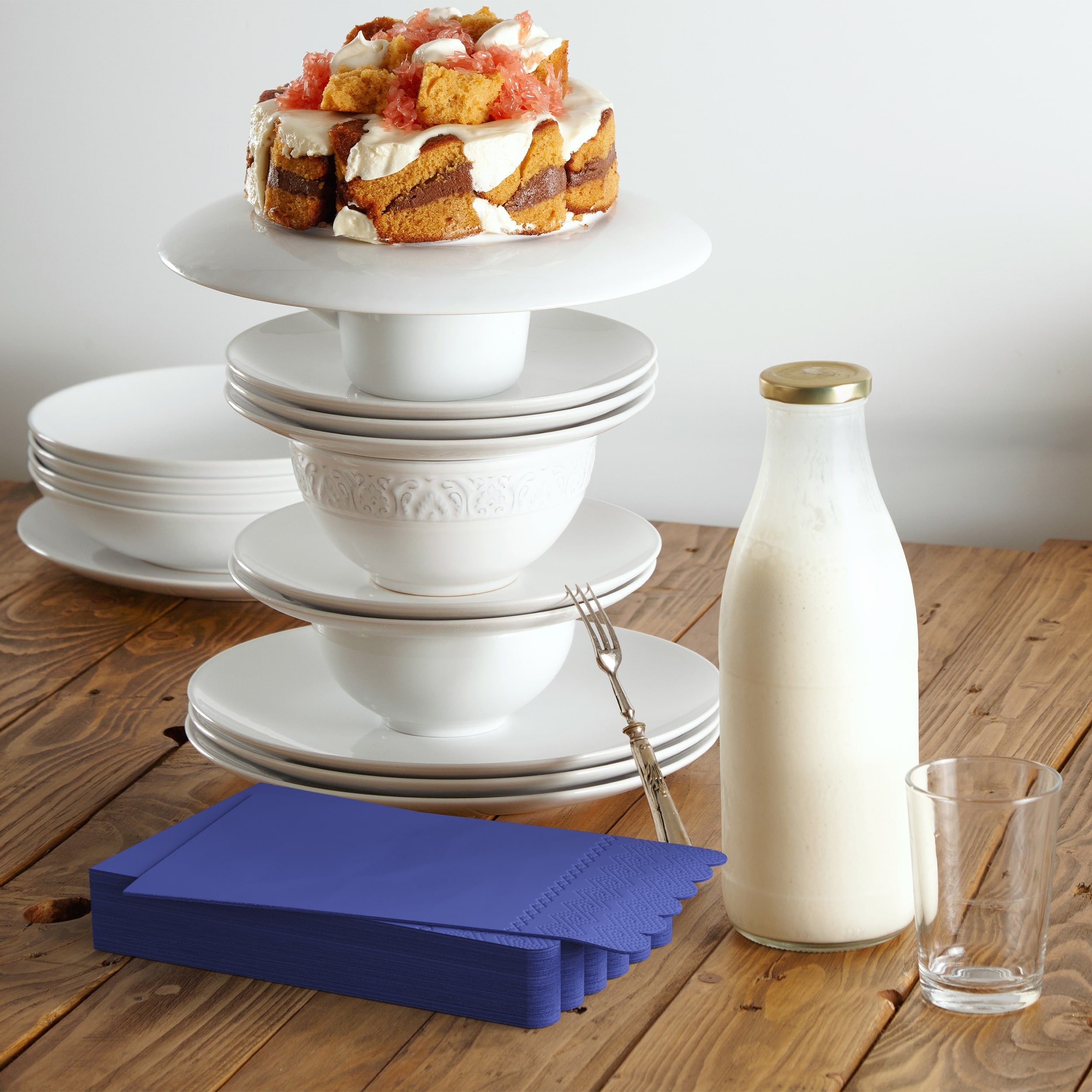 3 Ply Periwinkle Scalloped Napkins - 20 Ct.