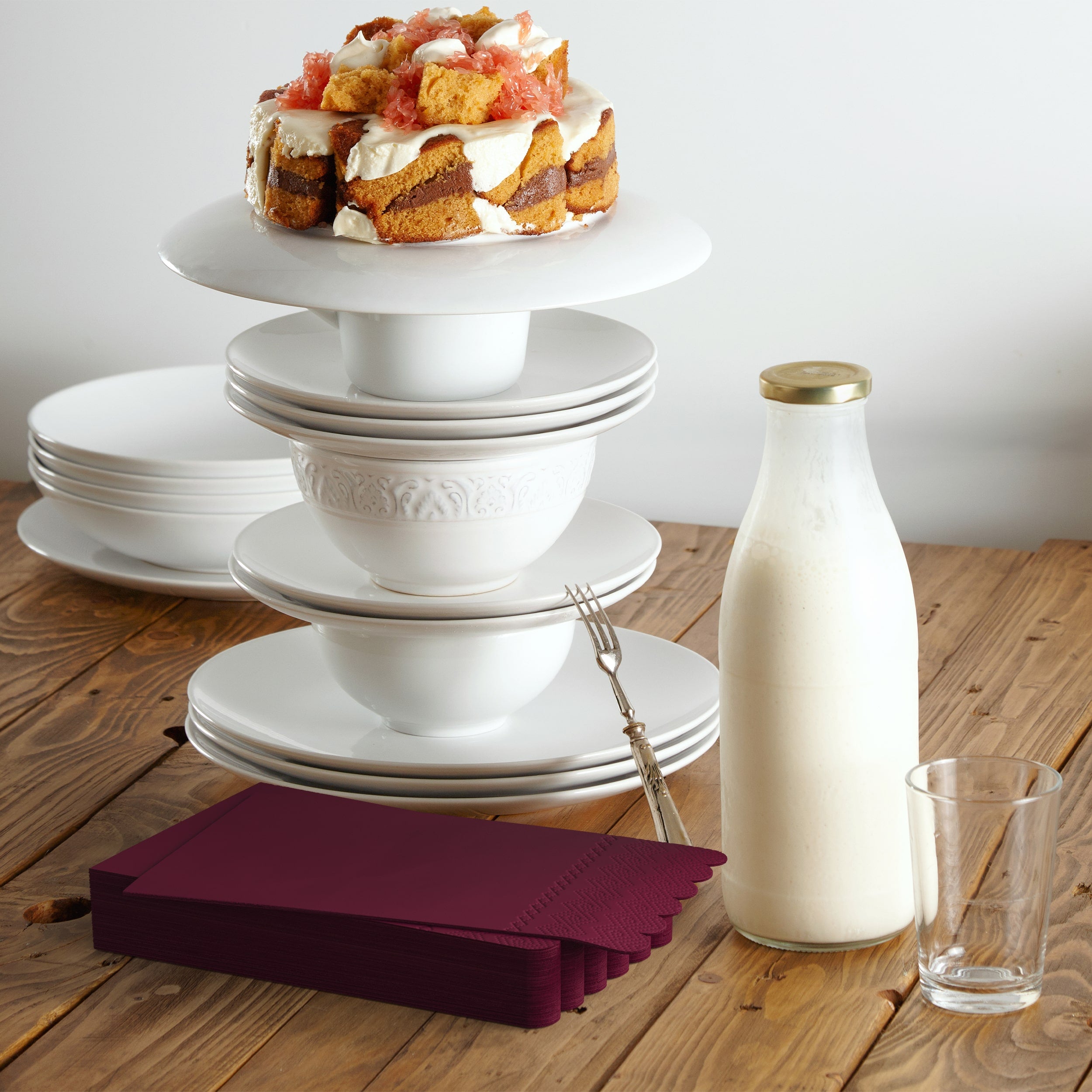 3 Ply Wine Berry Scalloped Napkins - 20 Ct.